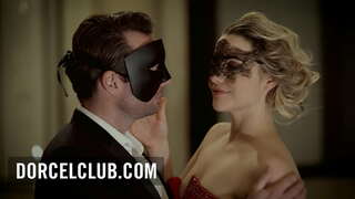 Intens sex i løbet af en swinger party