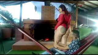 Io scopare al servizio di un motel perché la mia ragazza mi lascia in attesa di vedere che culiada nel camino, e in amaca con lustylatinasex