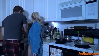 Cougar de la noche a la mierda